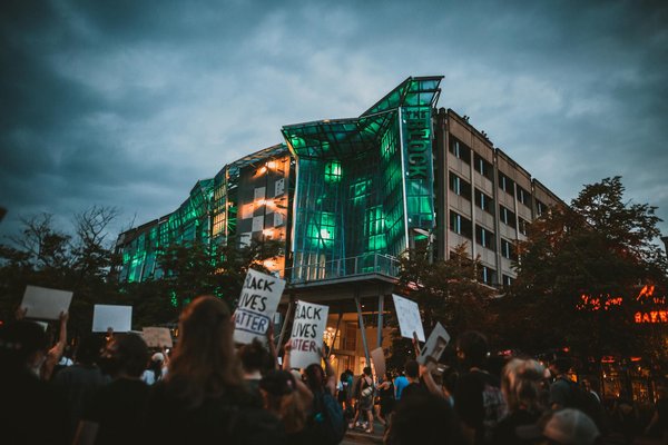 OpportunitÃ  e Sfide dell'e-Immobiliare nella Fin